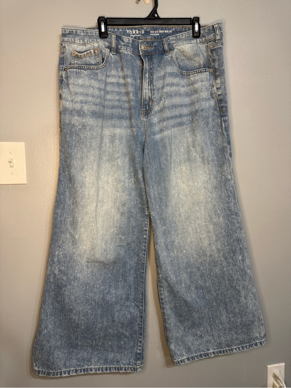 Torrid Duo Denim High Rise Baggy Wide Leg Jeans 16S Light Wash Flawless Stretch